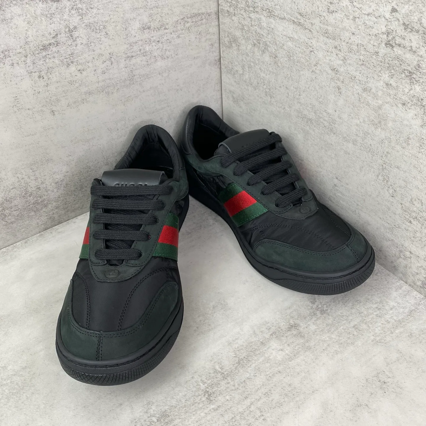 Women's Sneakers GUCCI 18283183