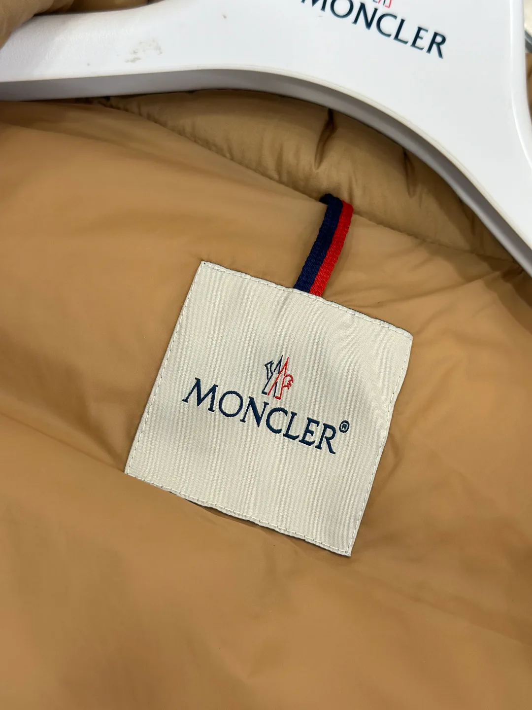Men's Vests MONCLER 18260929