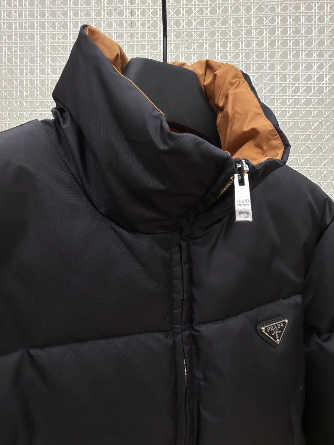 Куртки И Пуховики Мужские Prada 18558547