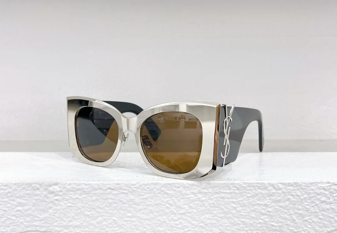 Glasses SAINT LAURENT 17017561