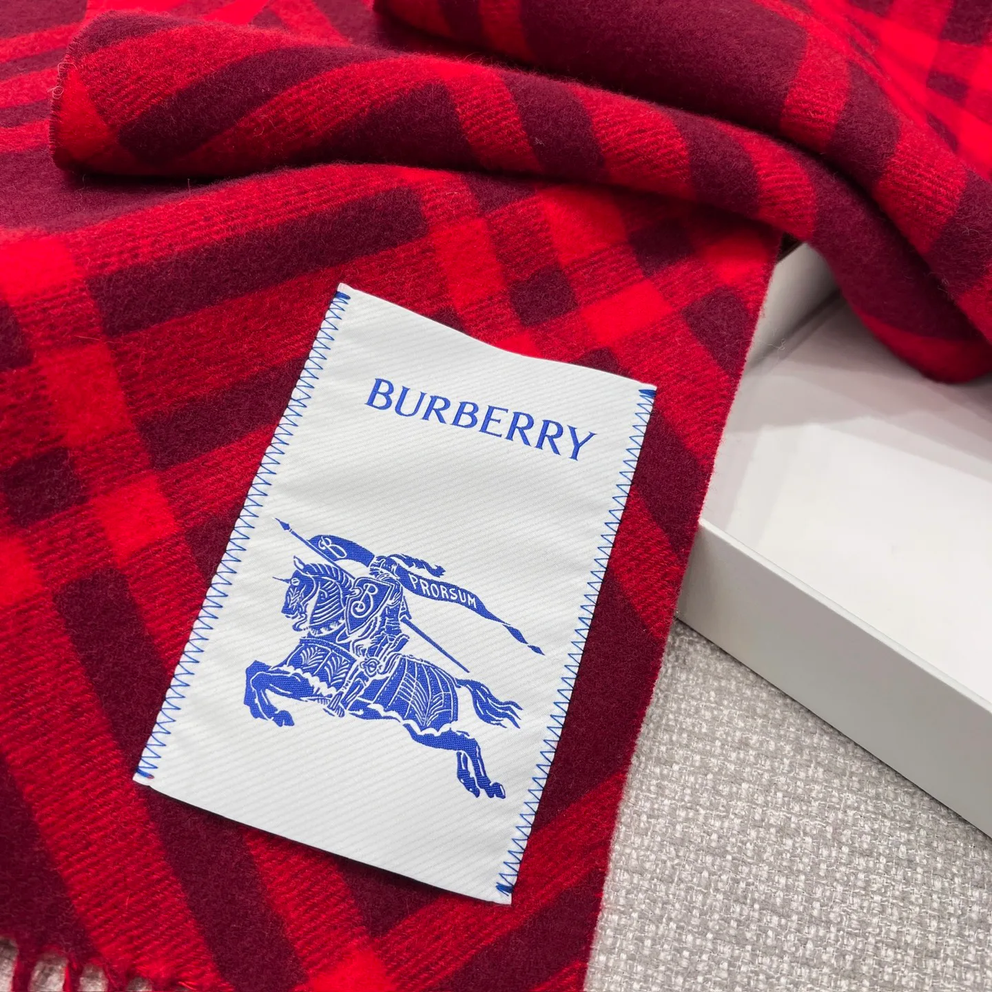 Scarves BURBERRY 17945507
