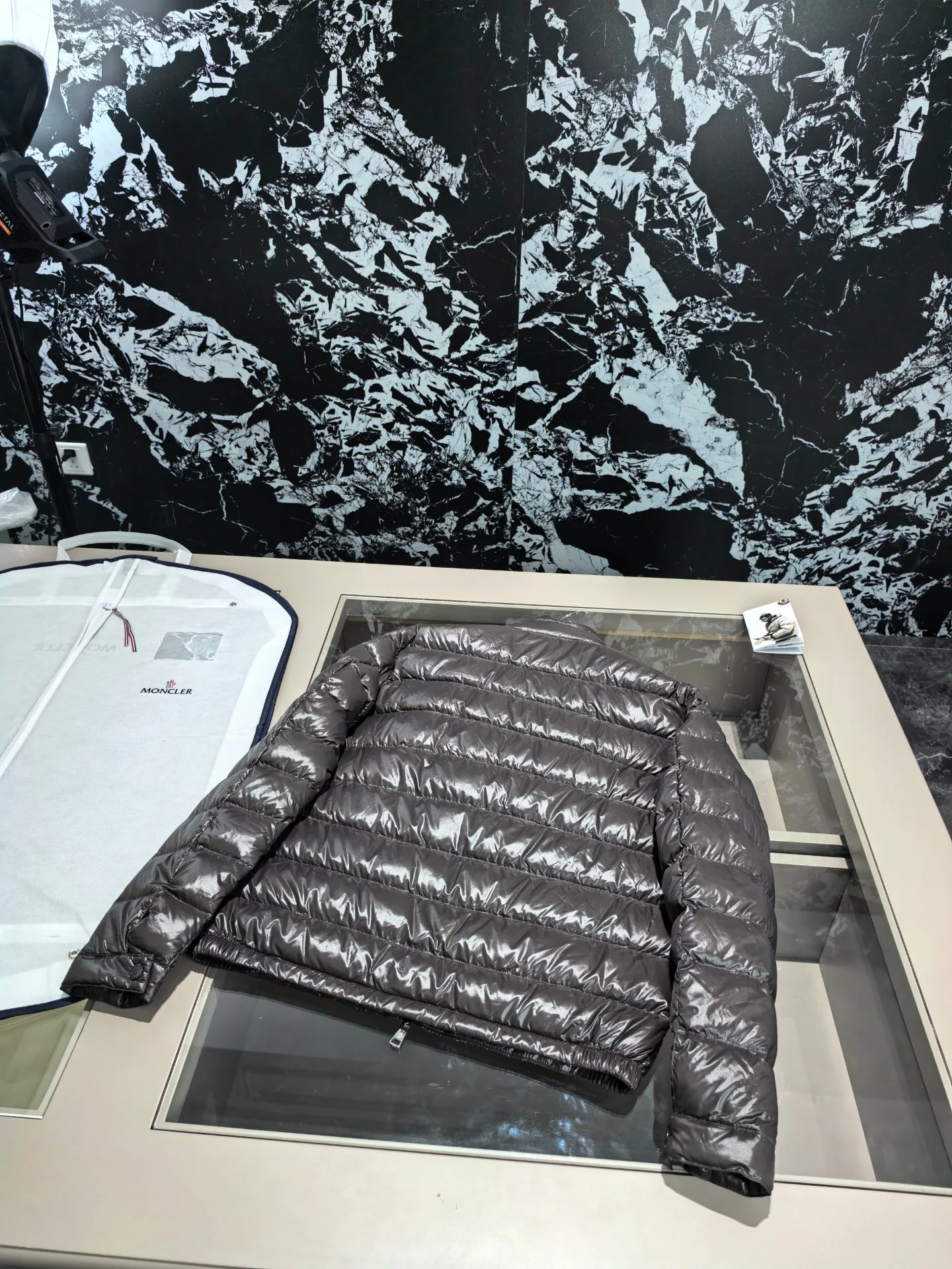 Куртки И Пуховики Мужские Moncler 18683755
