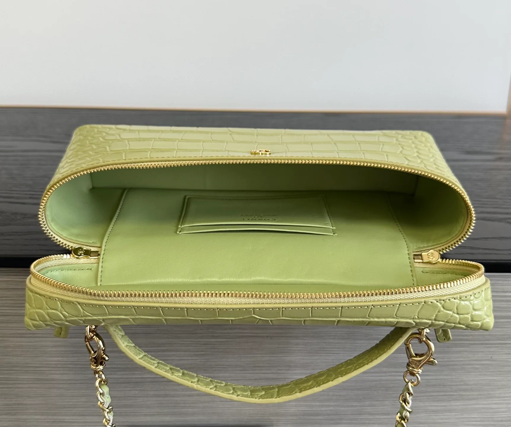 Women's Classic Handbags CHANEL 18338102