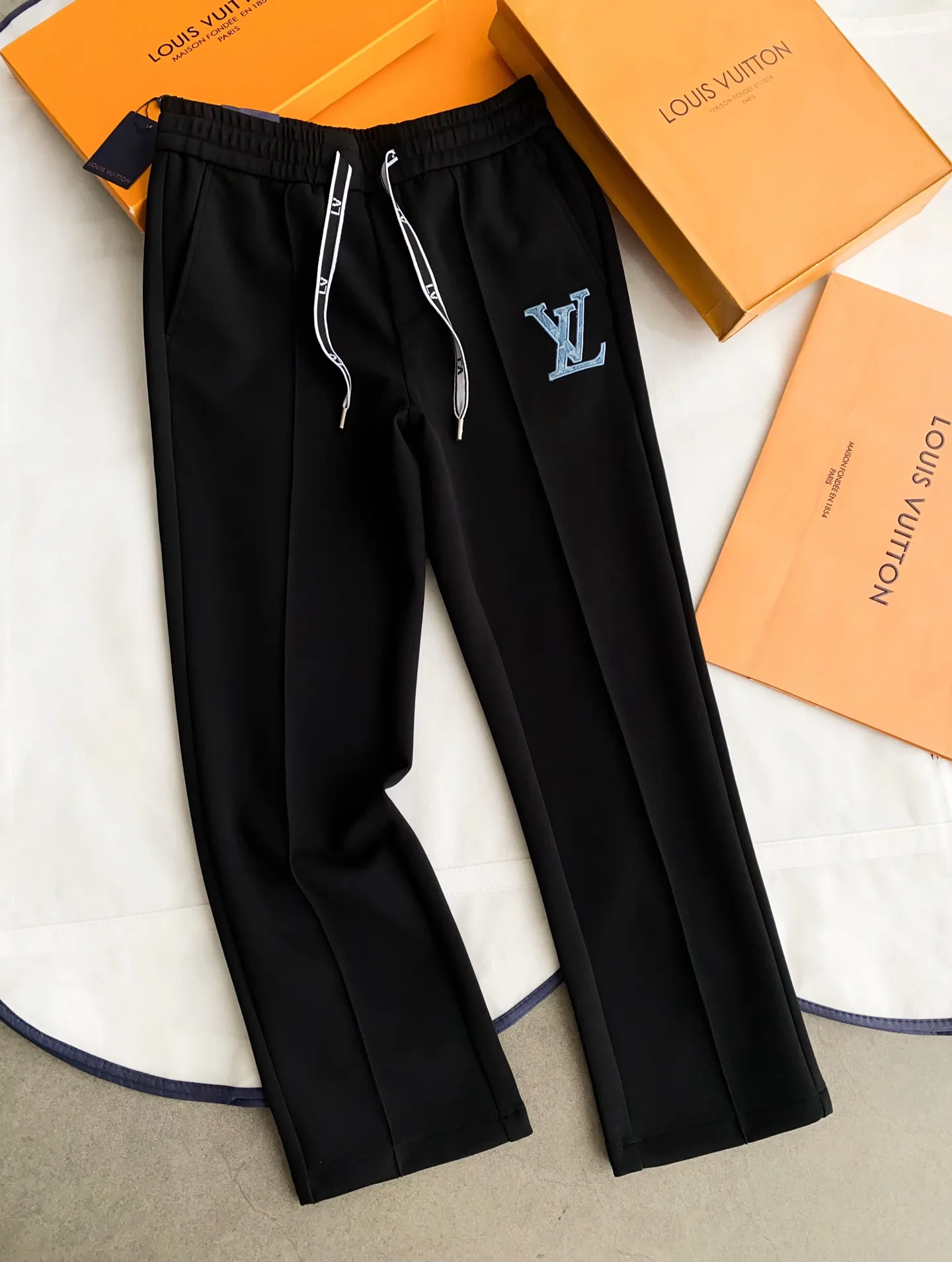 Men's Trousers LOUIS VUITTON 19527691
