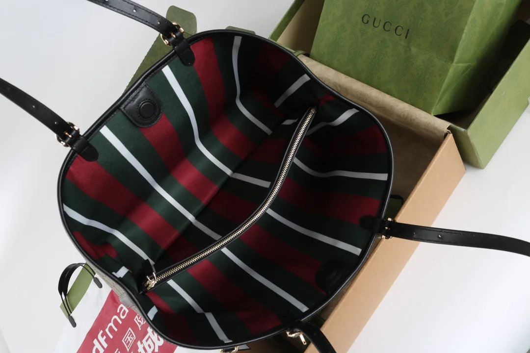 Women's Classic Handbags GUCCI 17886057
