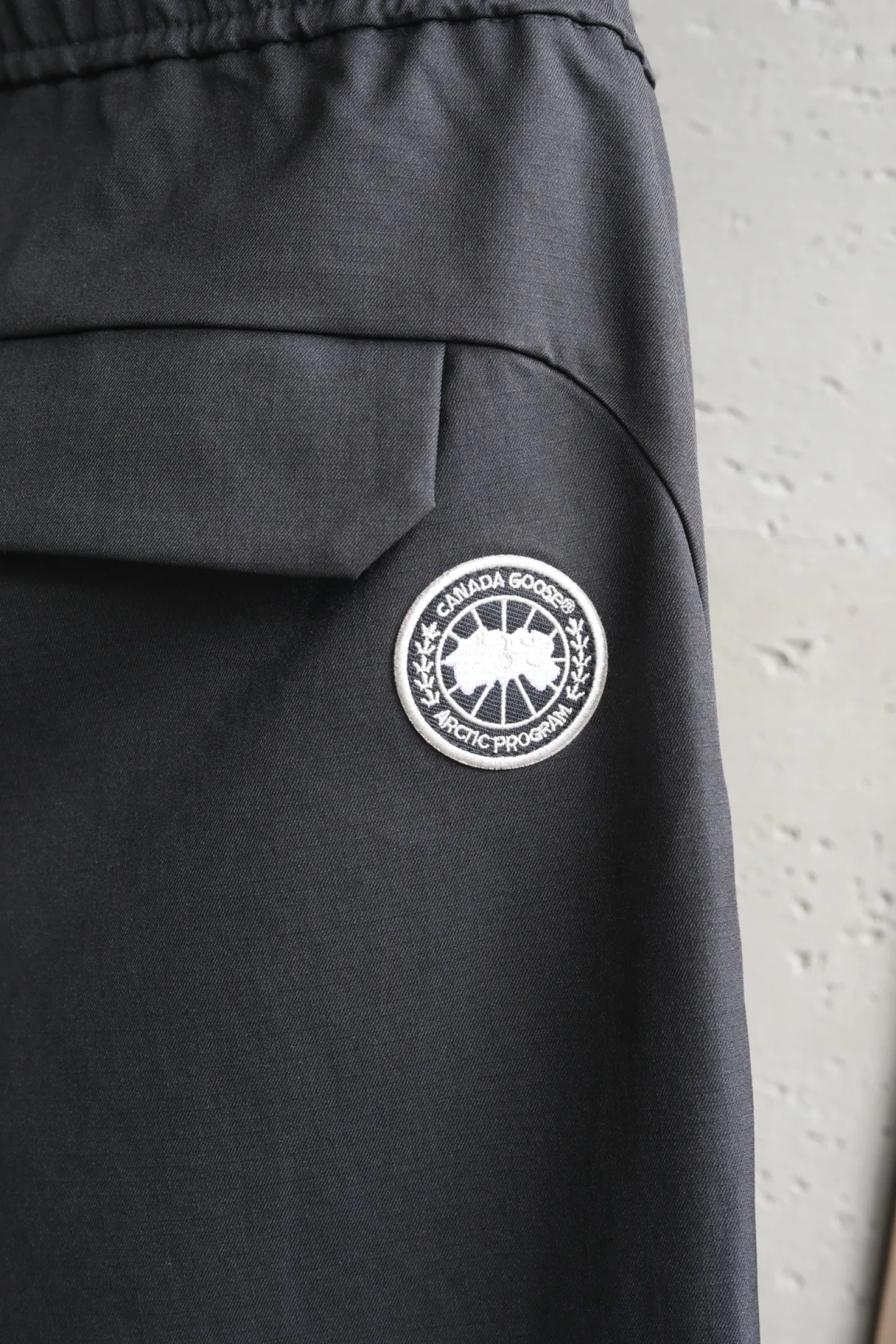 Men's Trousers CANADA GOOSE 18139761
