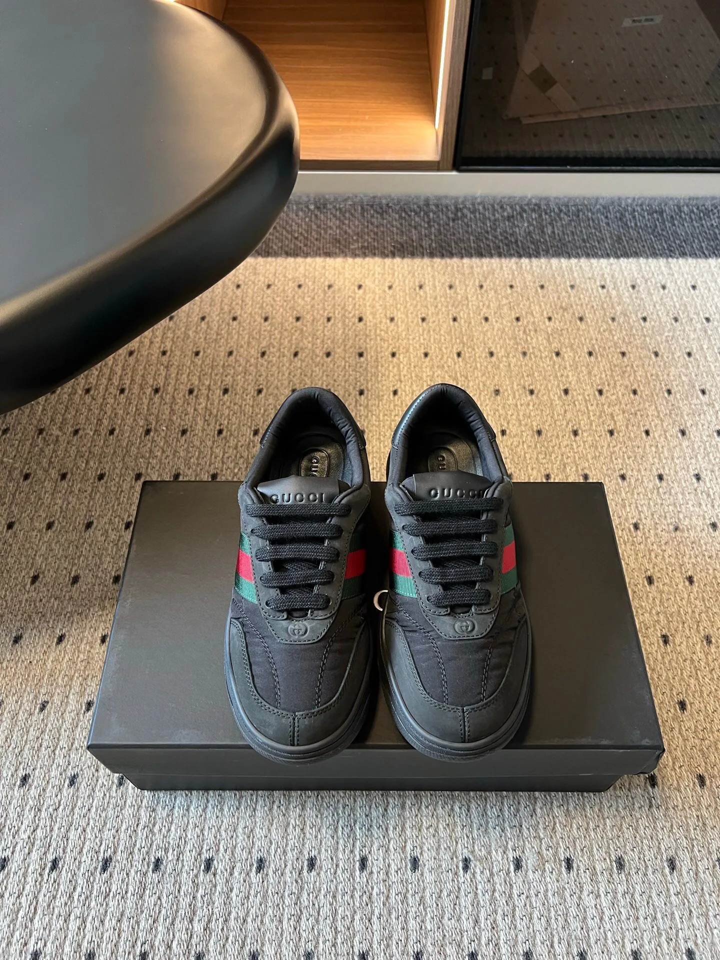 Women's Sneakers GUCCI 17926086