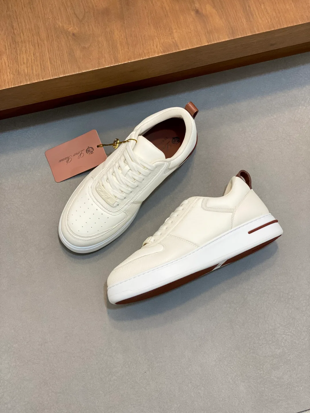 Men's Sneakers LORO PIANA 18079040