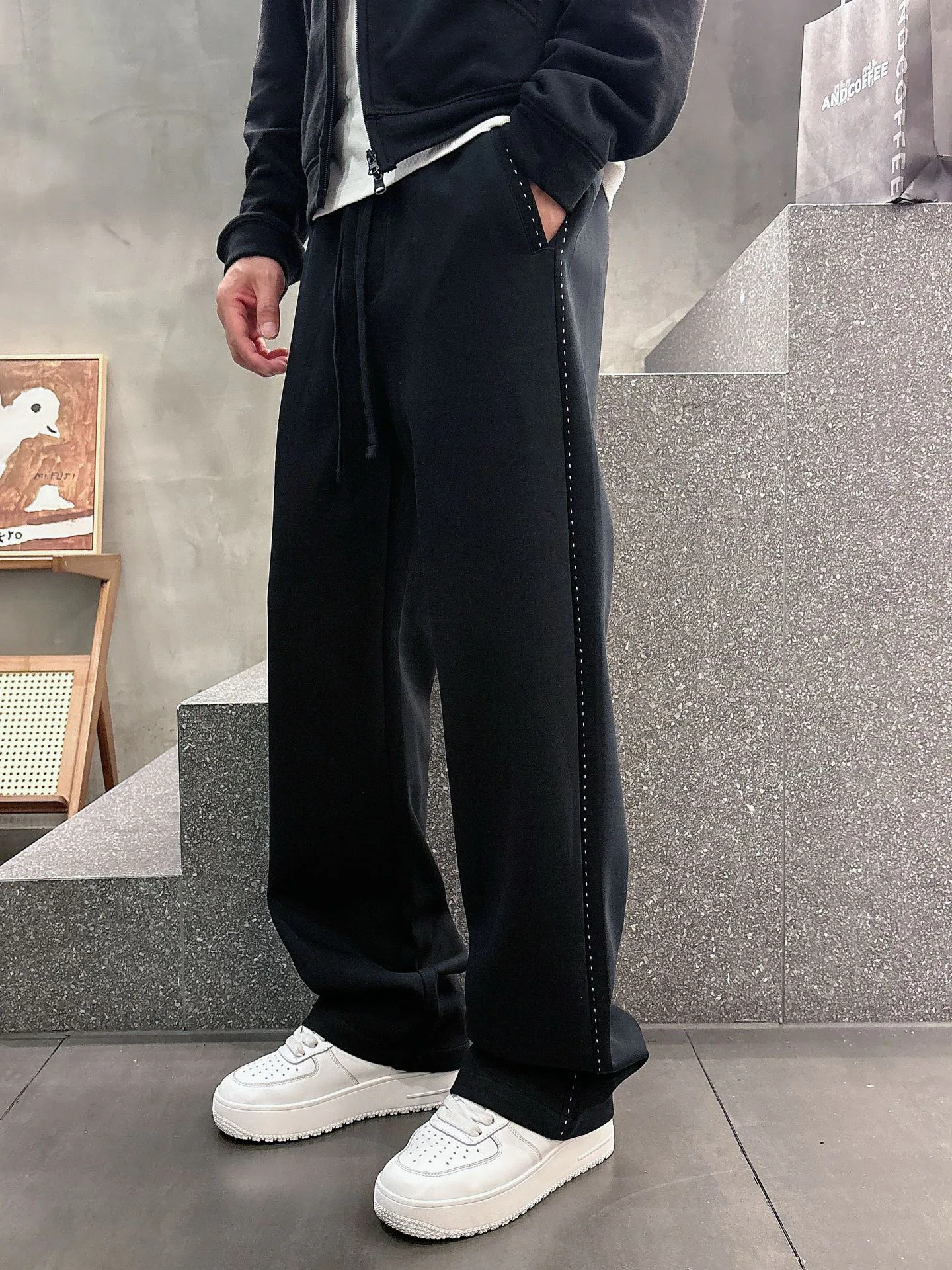 Брюки Мужские Balenciaga 18596835