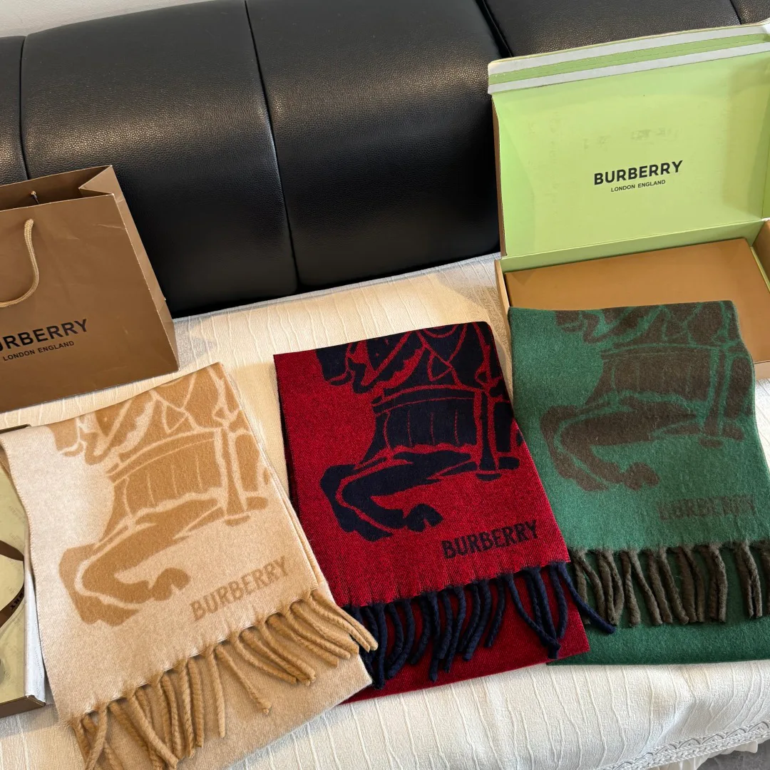 Scarves BURBERRY 18449896