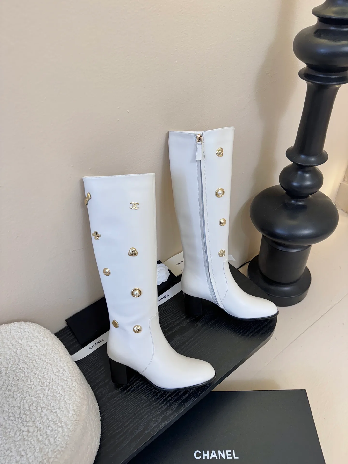 Women's Boots CHANEL 18025412