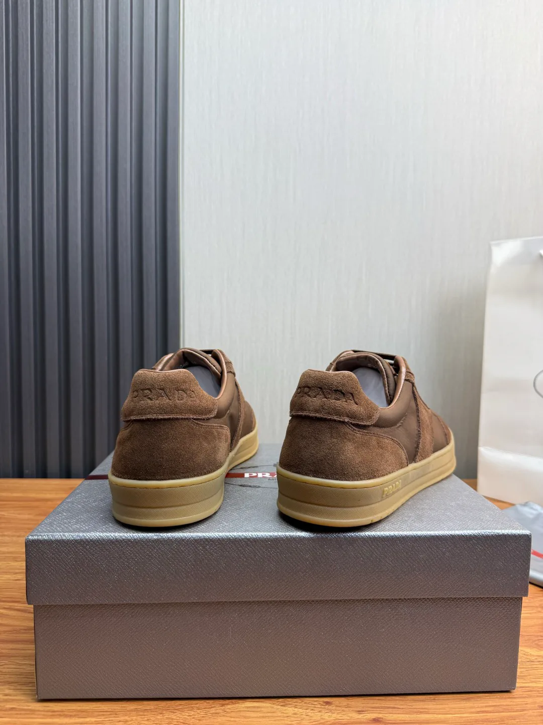 Men's Sneakers PRADA 18418635