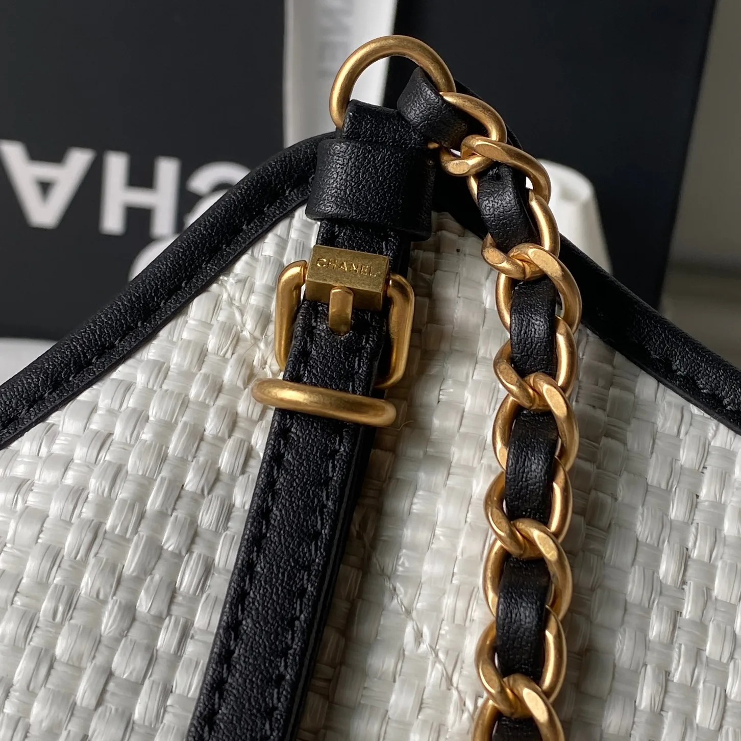 Women's Classic Handbags CHANEL 17827309
