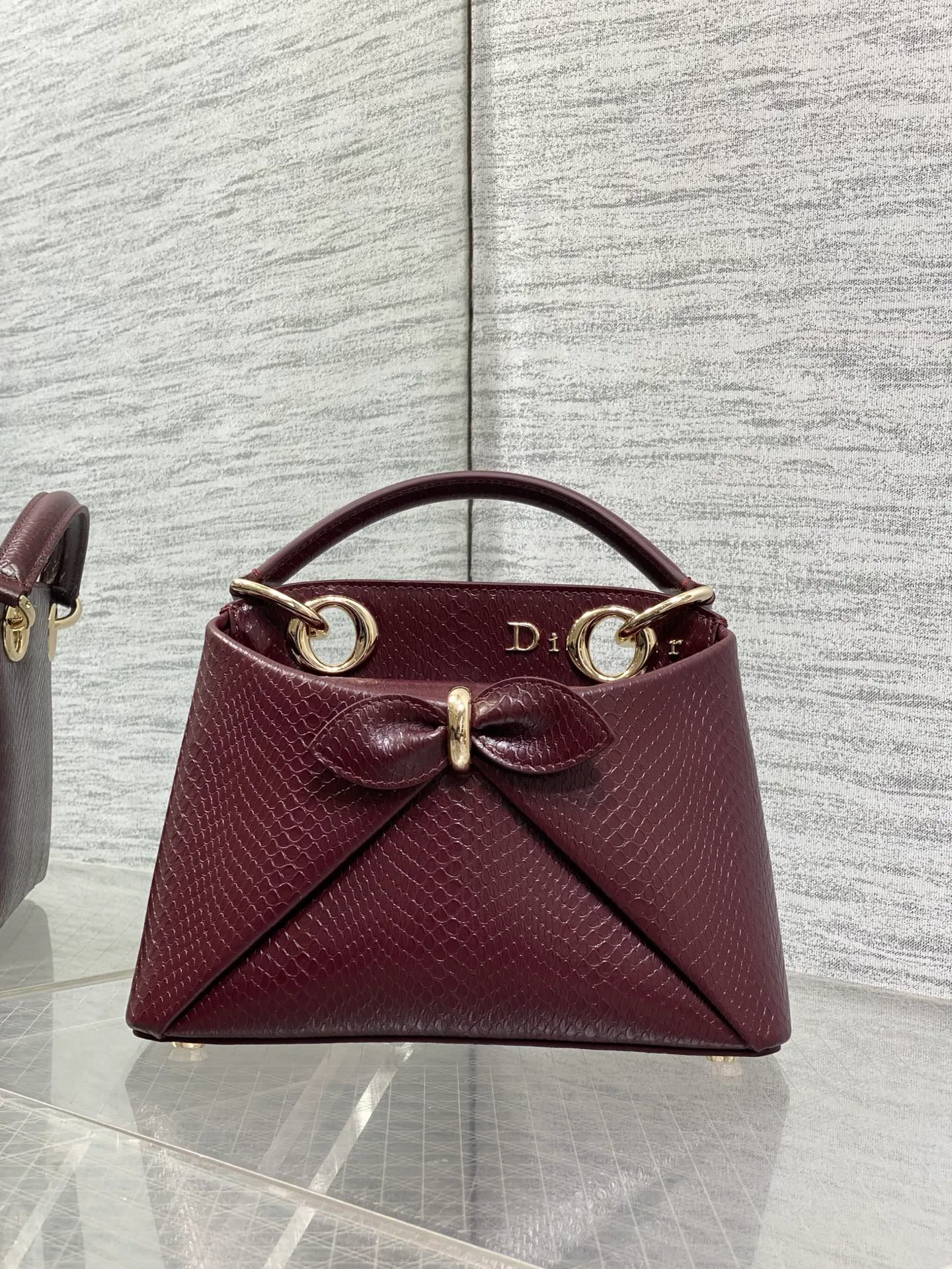 Классические Сумки Женские Christian Dior 18646307