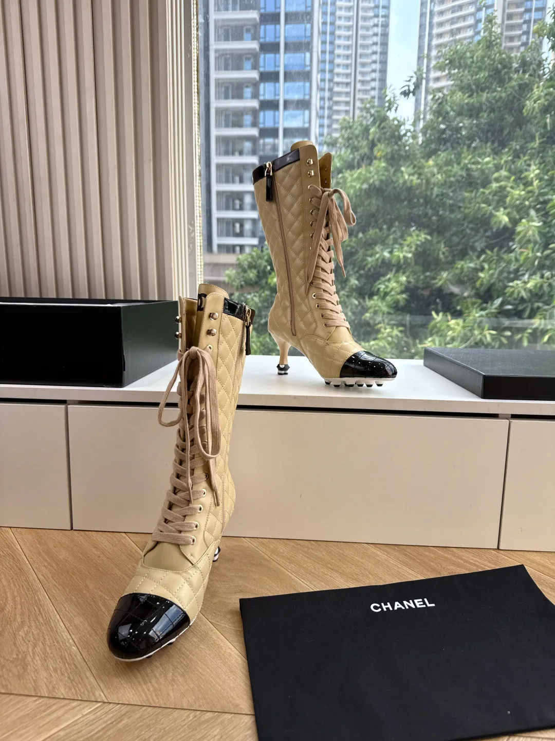 Women's Boots CHANEL 18069790