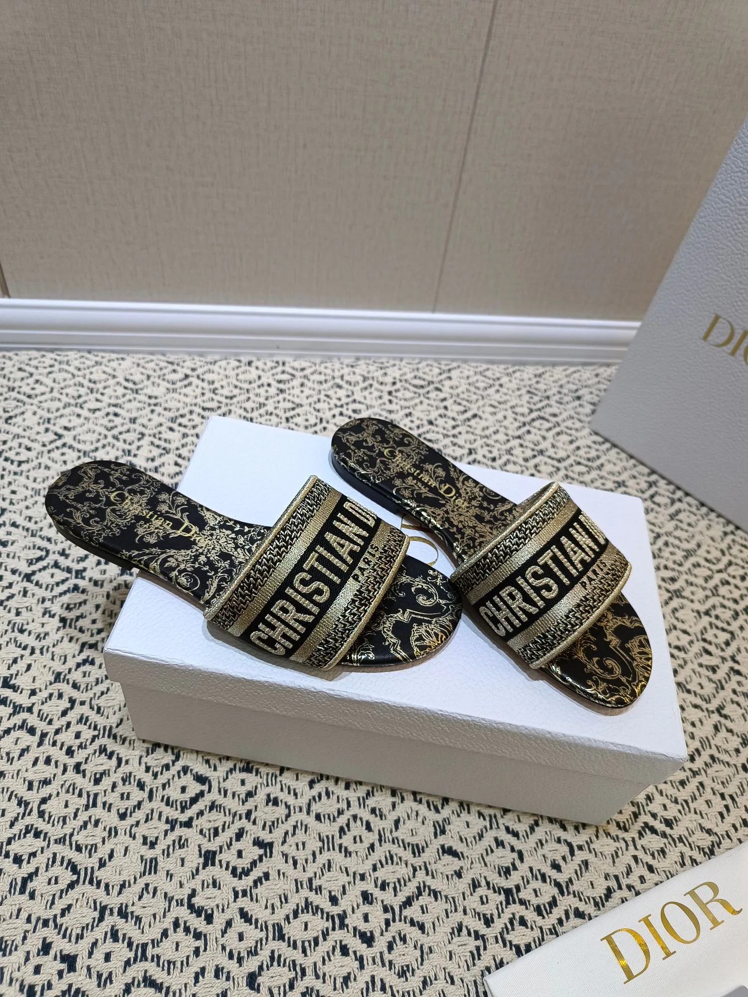 Women's Flip-Flops CHRISTIAN DIOR 17805890