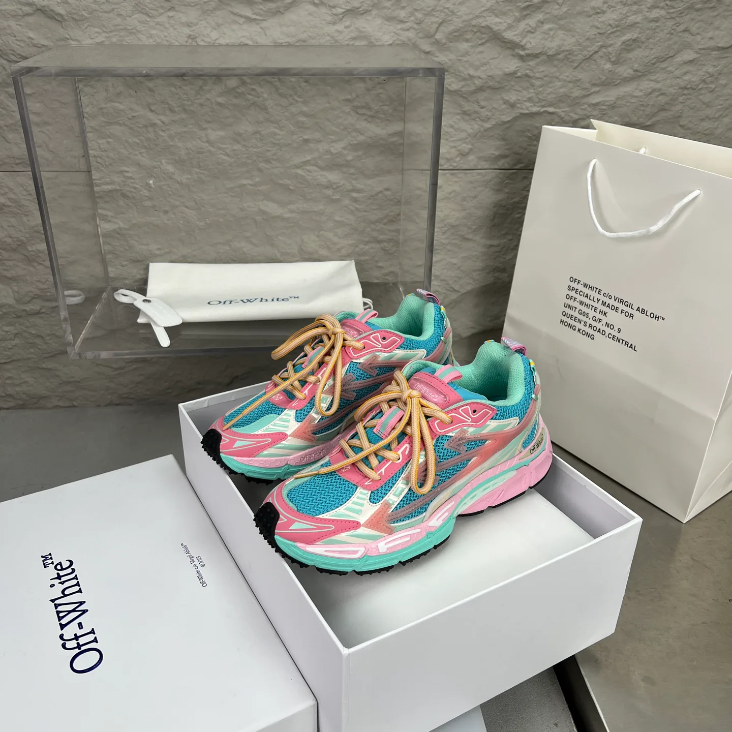 Women's Sneakers OFF-WHITE 18351529