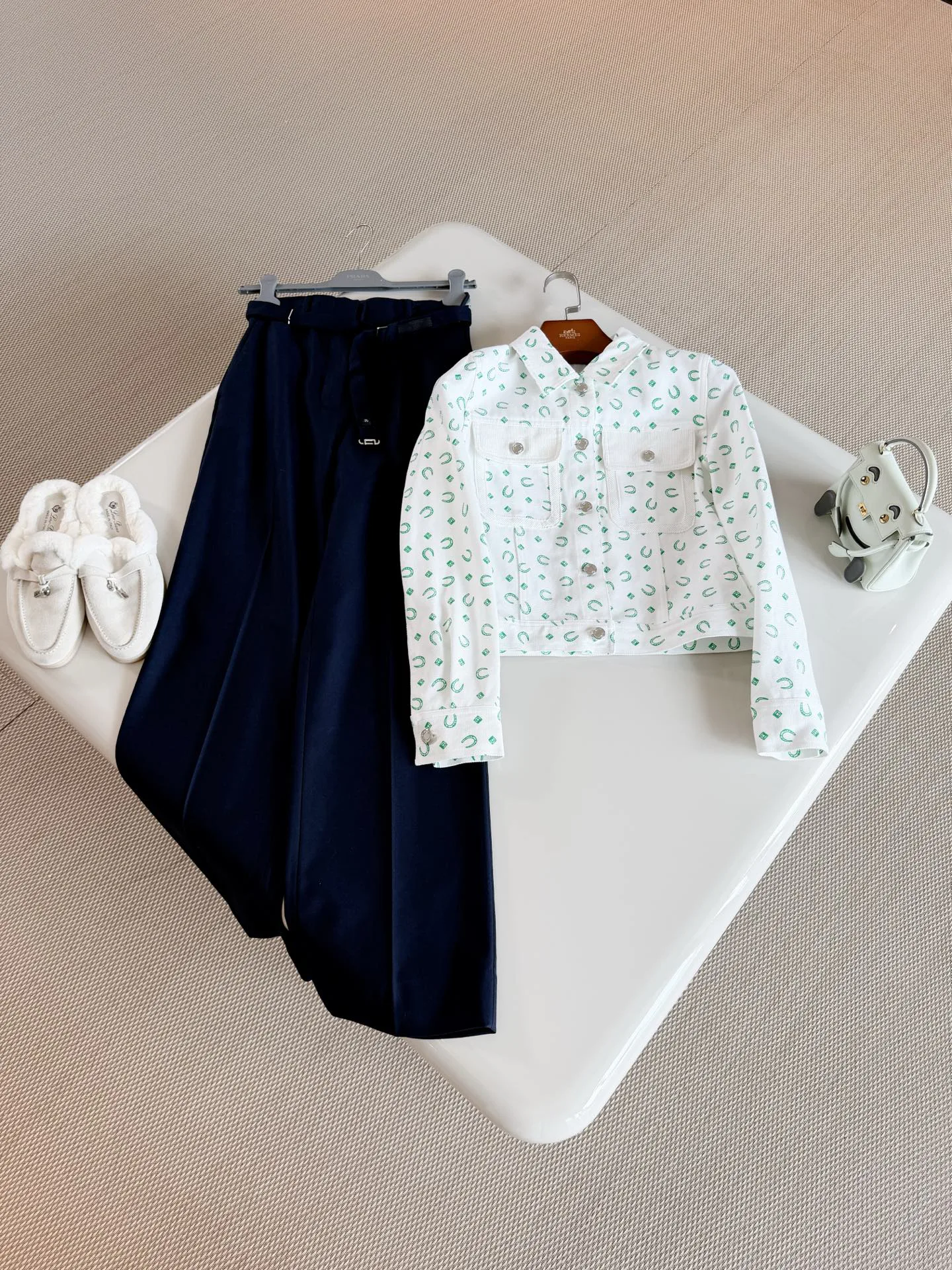 Брюки Женские Prada 18603303