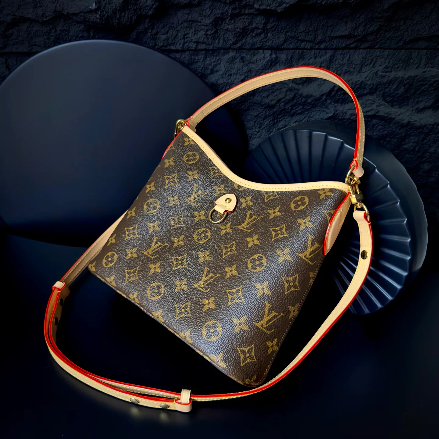 Women's Classic Handbags LOUIS VUITTON 18170512