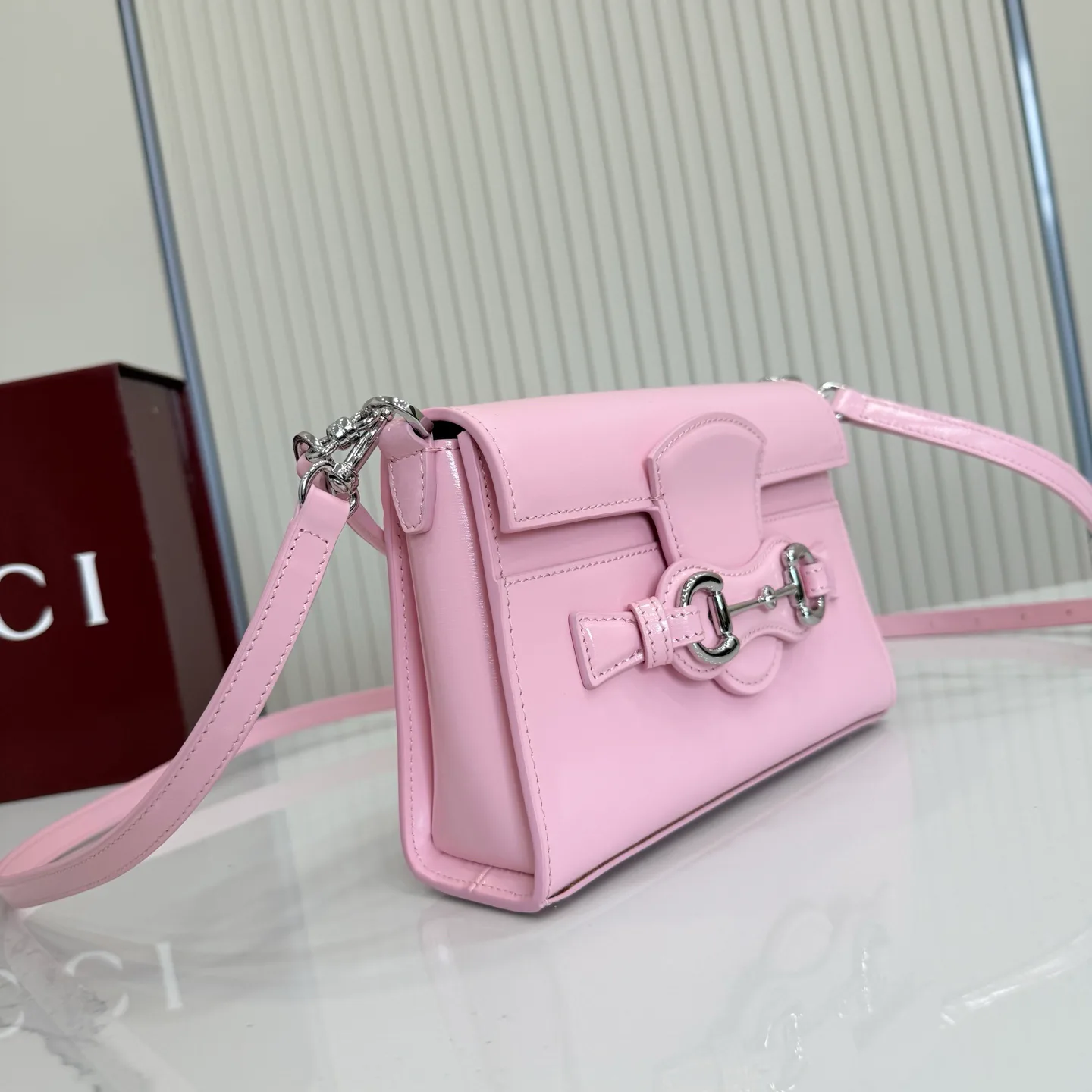 Women's Classic Handbags GUCCI 18262333