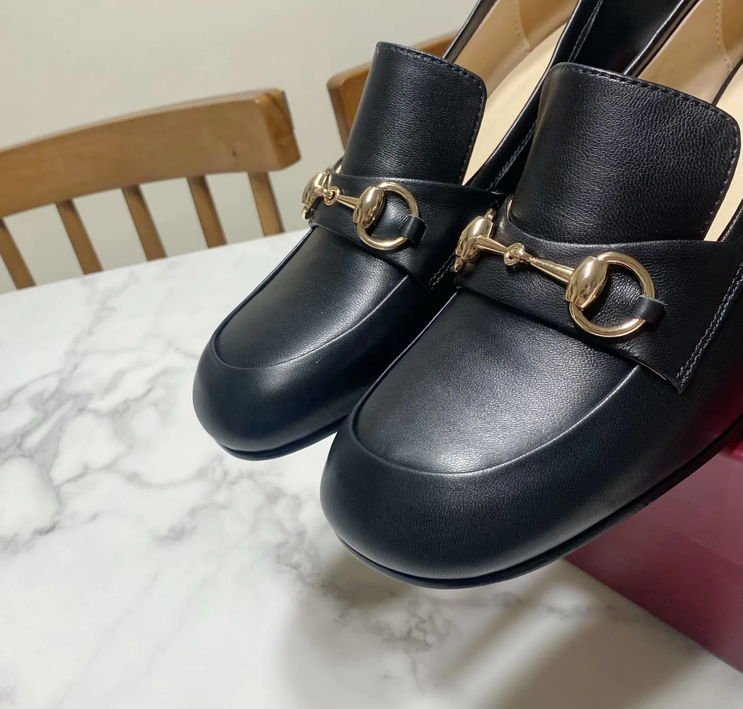 Women's Loafers And Moccasins GUCCI 17570587