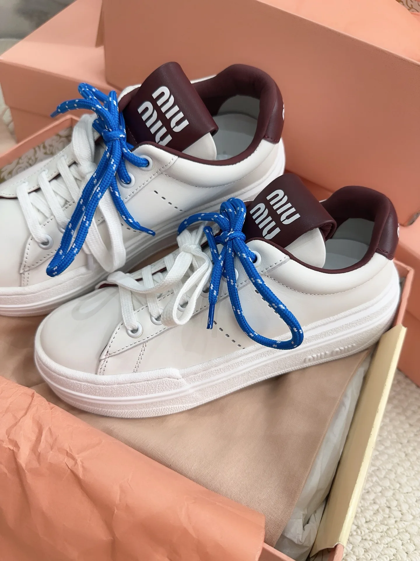 Women's Sneakers MIU MIU 18041147