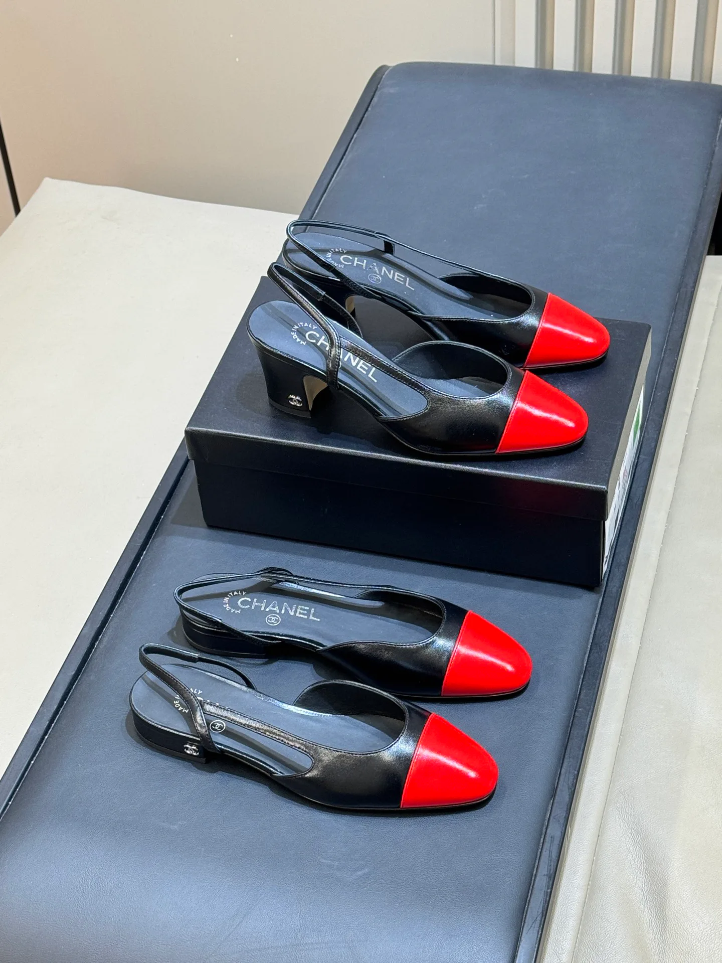 Women's Heels CHANEL 18073623