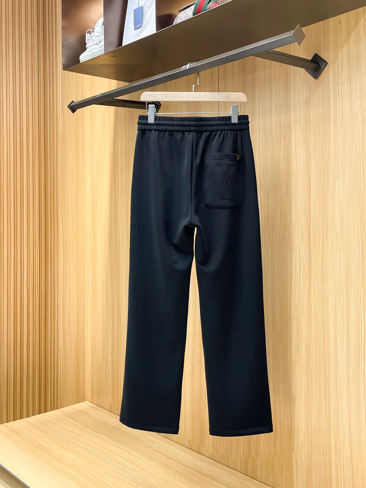 Men's Trousers SAINT LAURENT 18499623