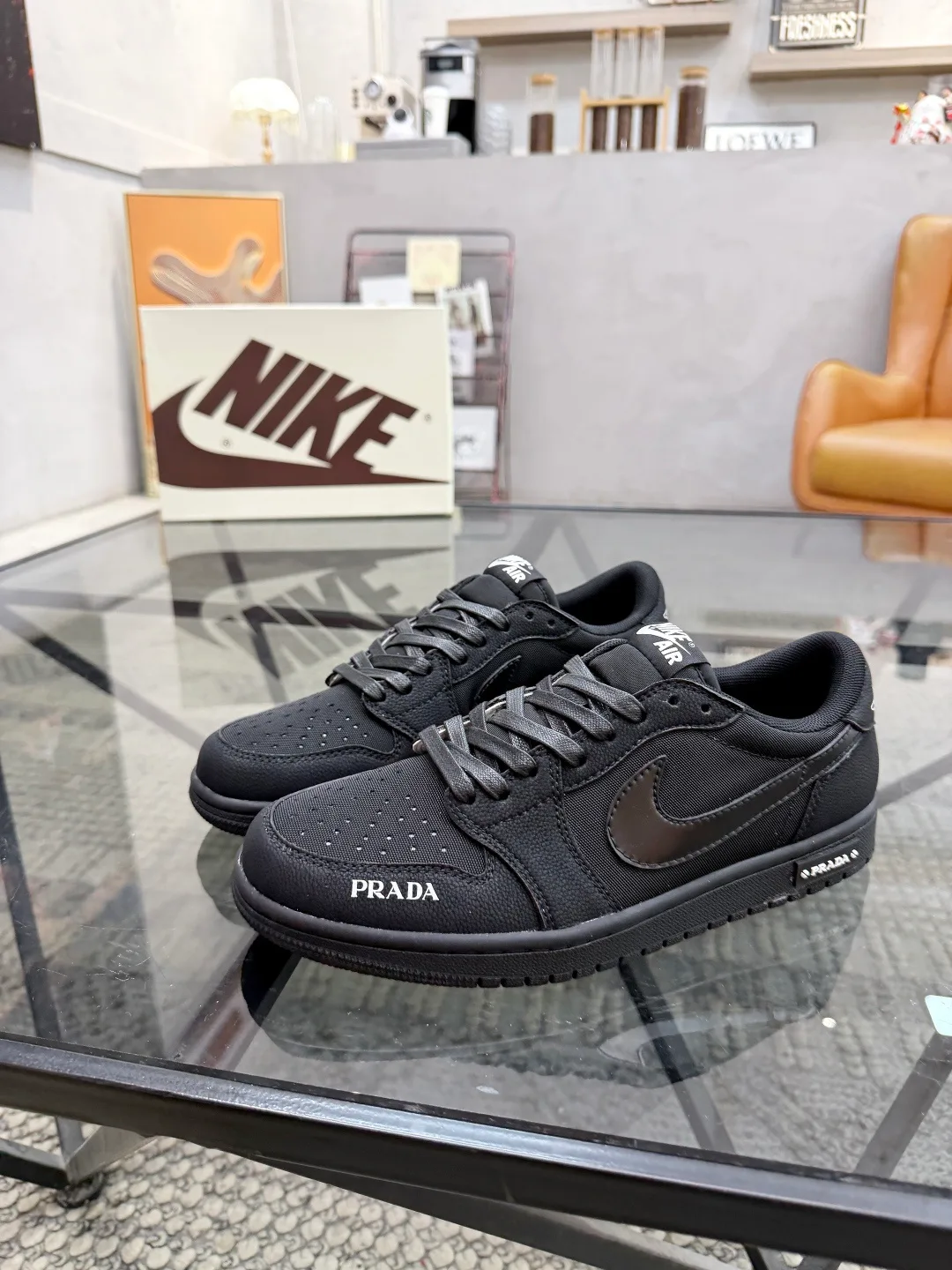Men's Sneakers PRADA 18449098