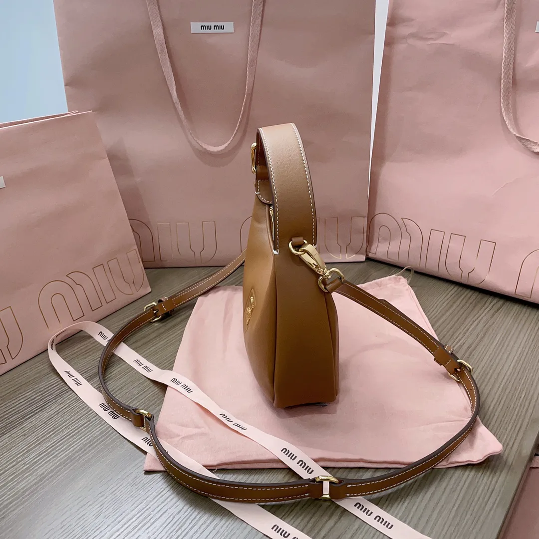 Women's Classic Handbags MIU MIU 18323211
