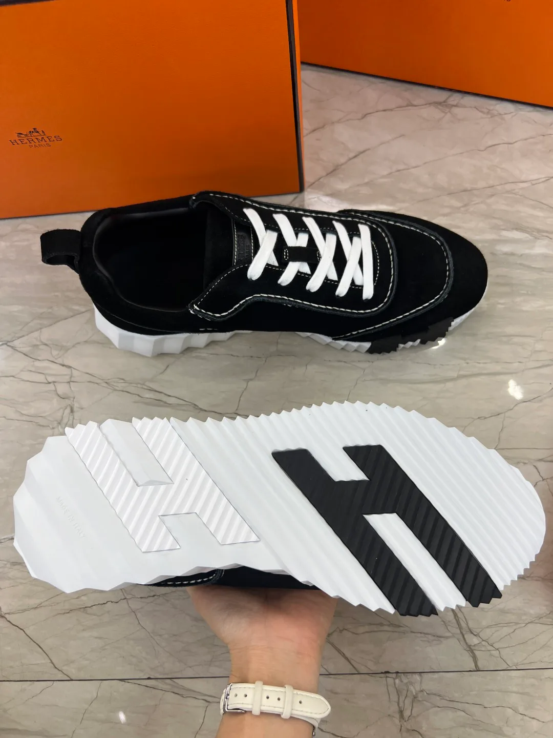 Кроссовки Мужские Hermes 18679656
