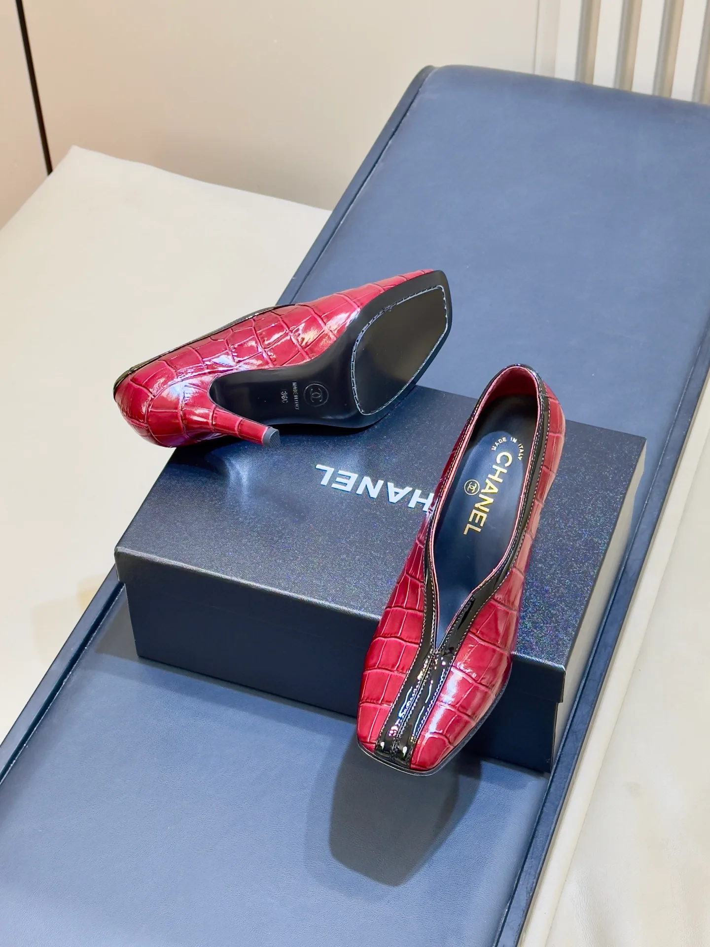 Women's Heels CHANEL 18073457