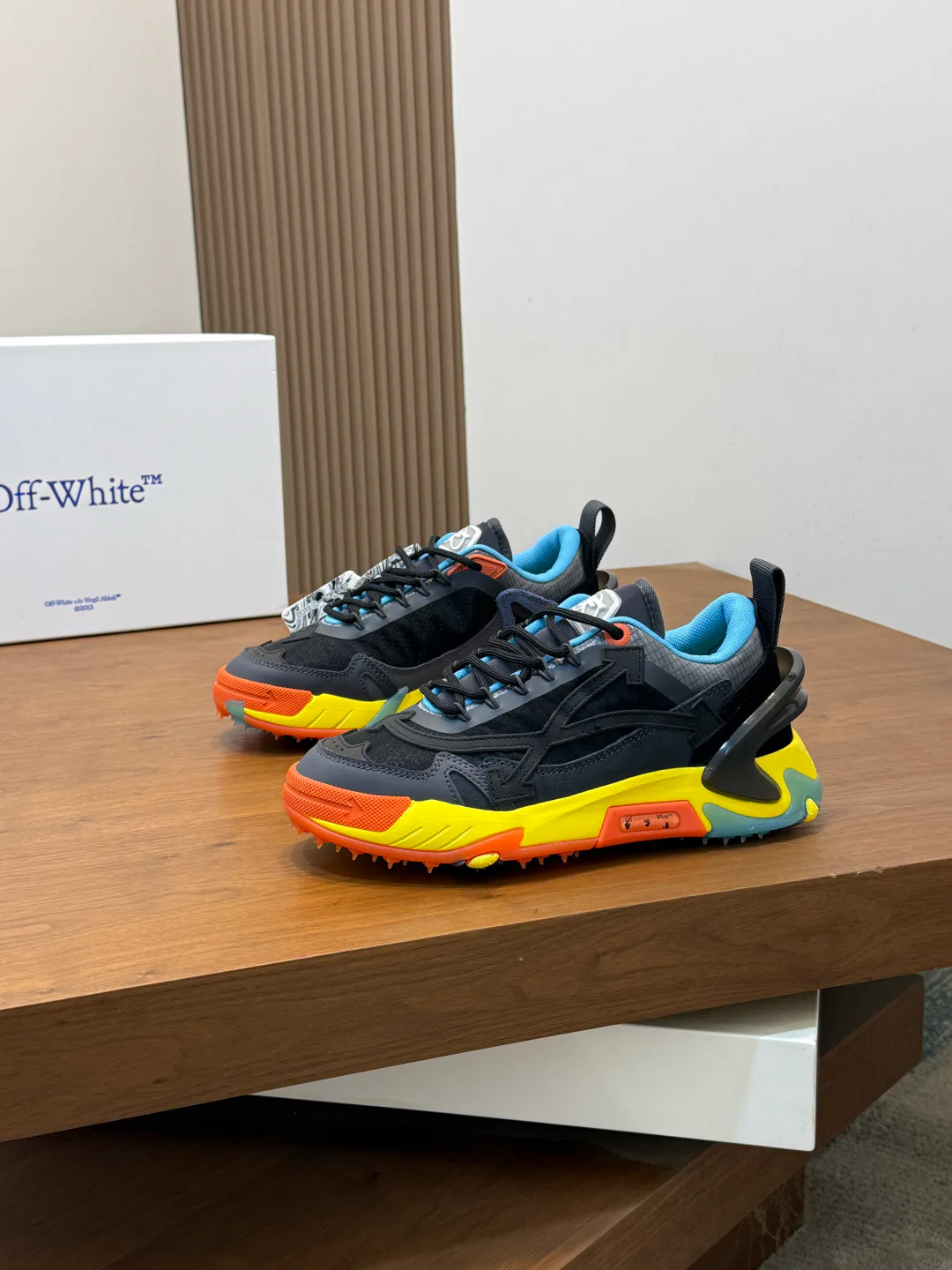 Women's Sneakers OFF-WHITE 17908776