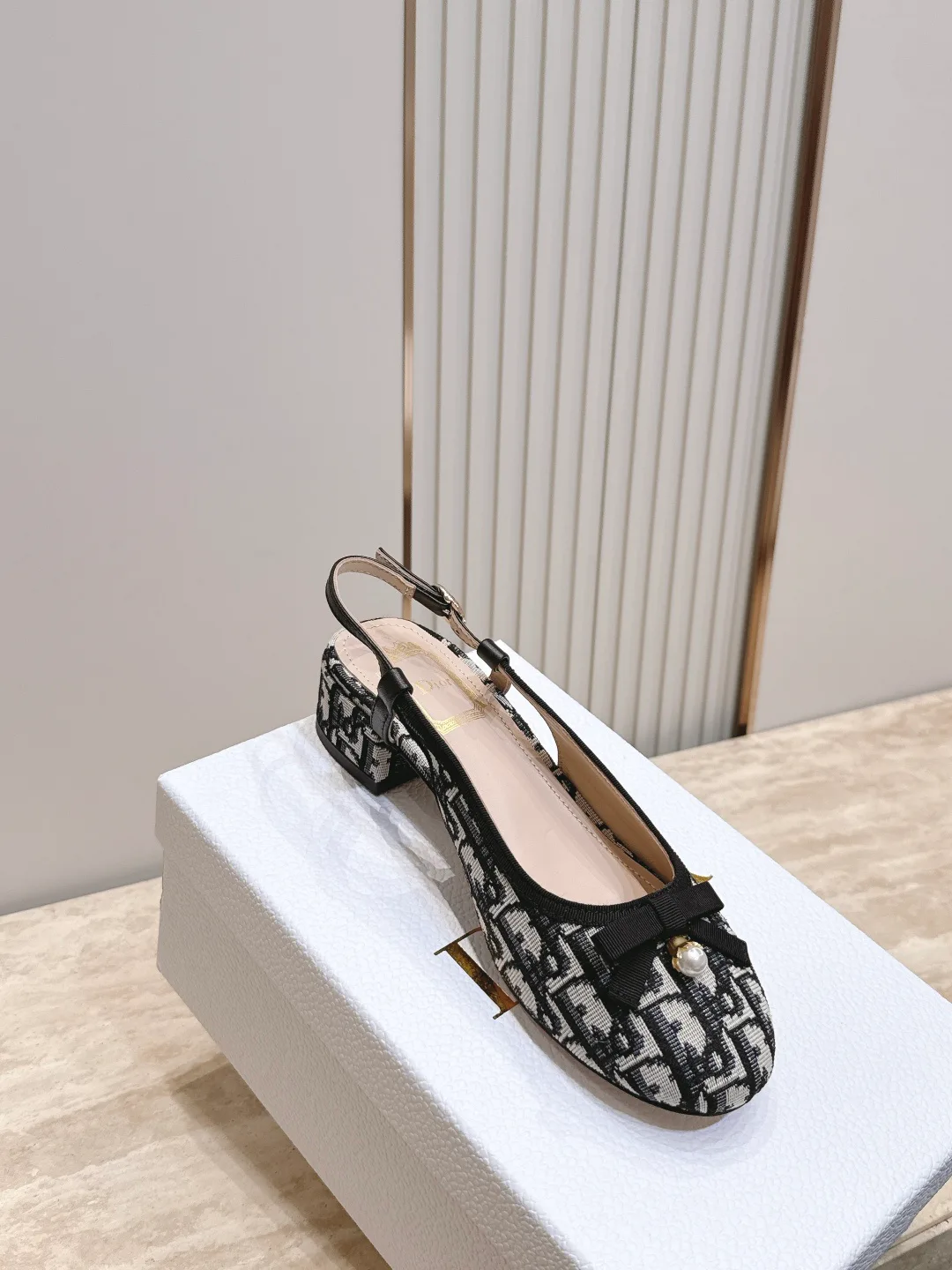 Women's Open-Toe Sandals CHRISTIAN DIOR 18025853