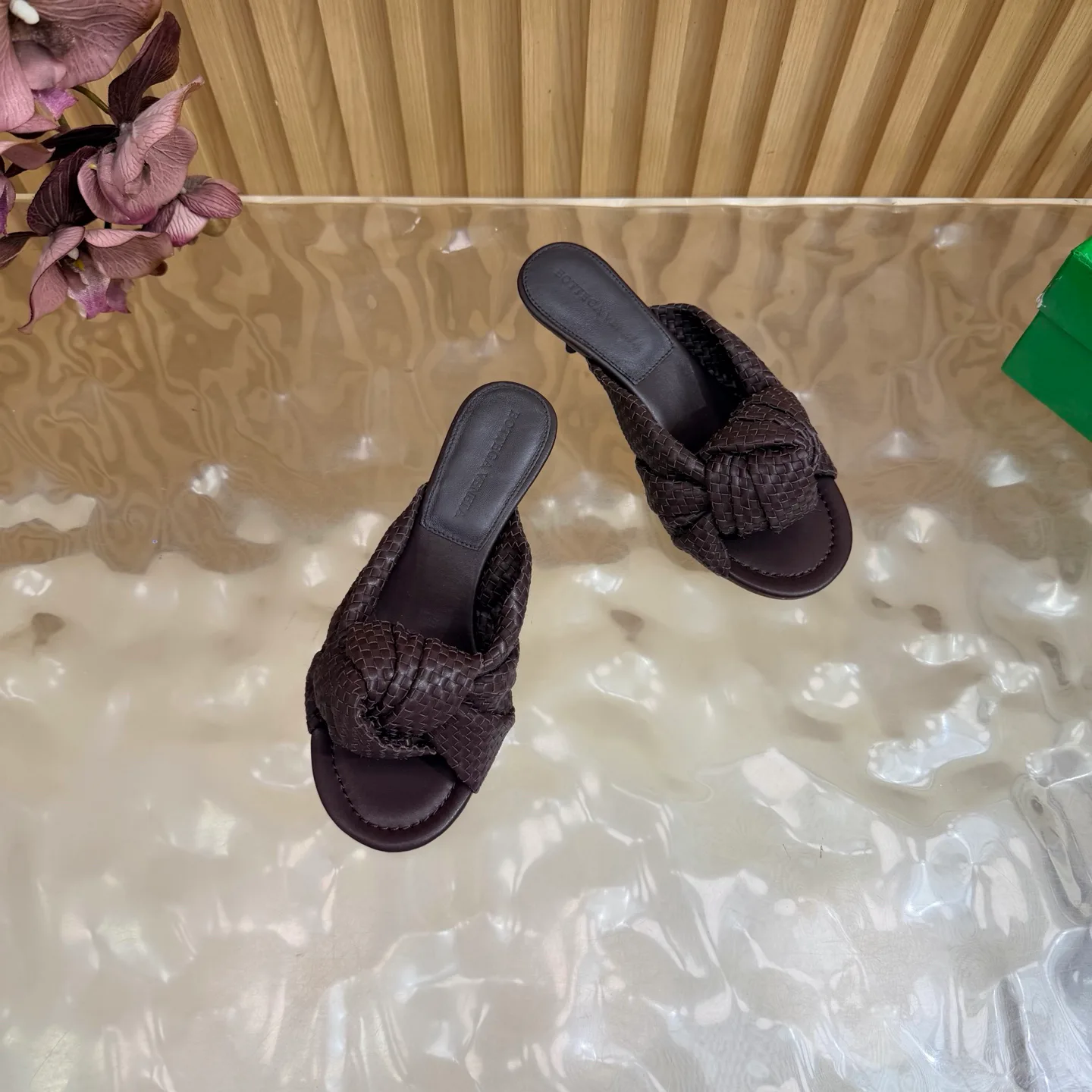 Women's Mules And Clogs BOTTEGA VENETA 17864814