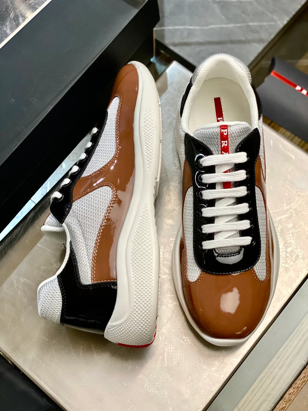 Men's Sneakers PRADA 18119395