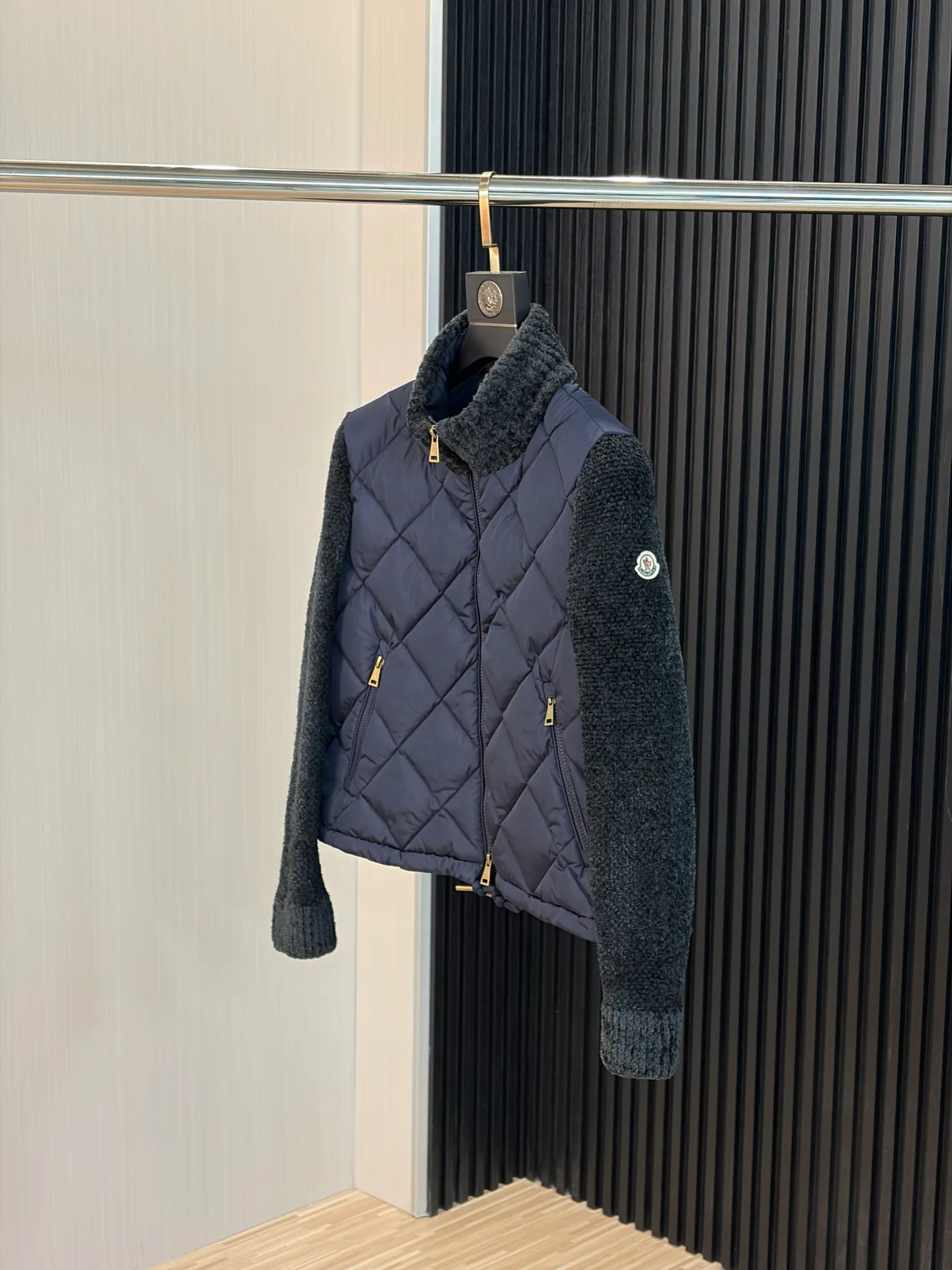 Men's Jackets And Down Jackets MONCLER 18029617