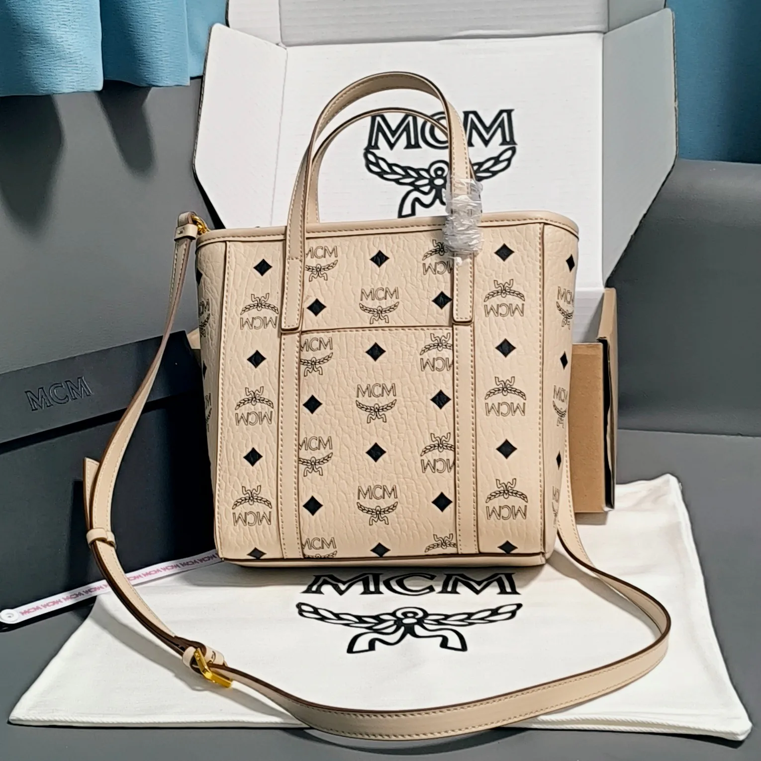 Women's Classic Handbags MCM 17896734