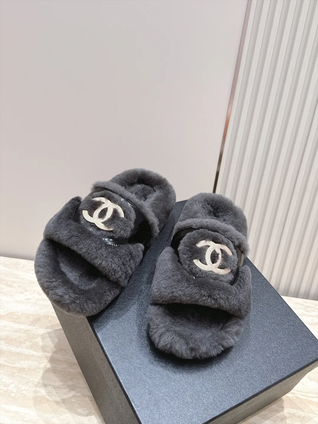 Women's Slippers CHANEL 18266281