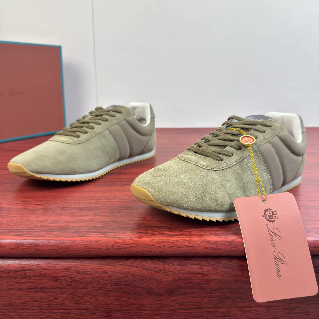 Women's Sneakers LORO PIANA 17636488