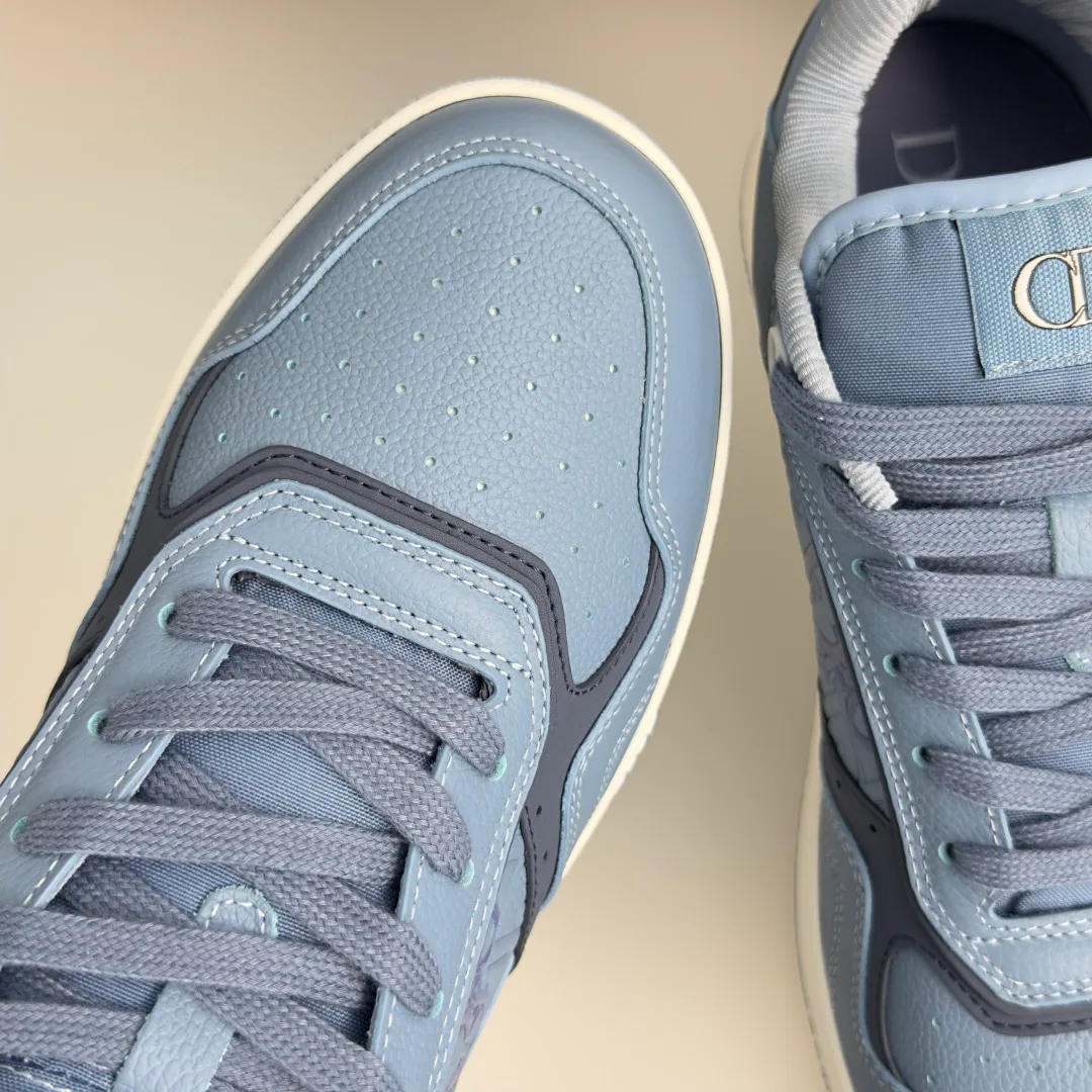 Women's Sneakers CHRISTIAN DIOR 18505163