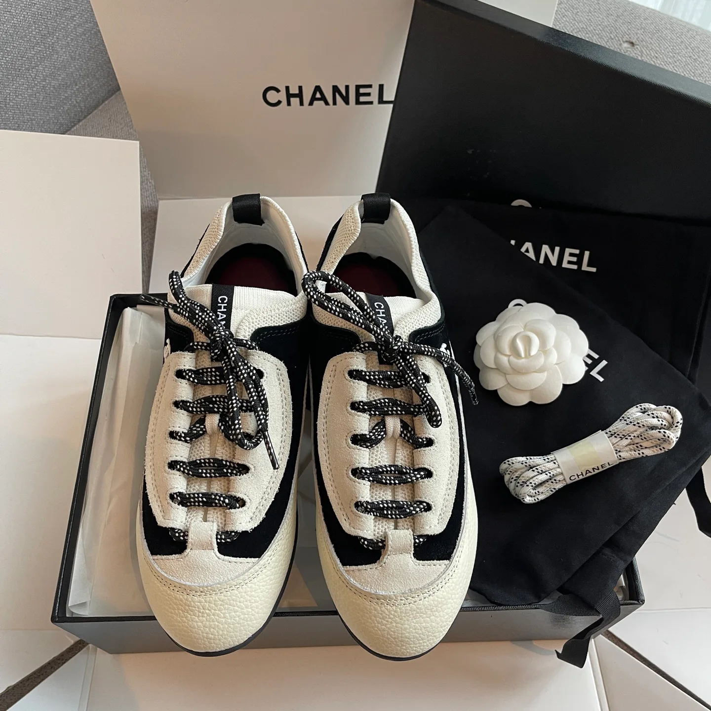 Women's Sneakers CHANEL 17643481