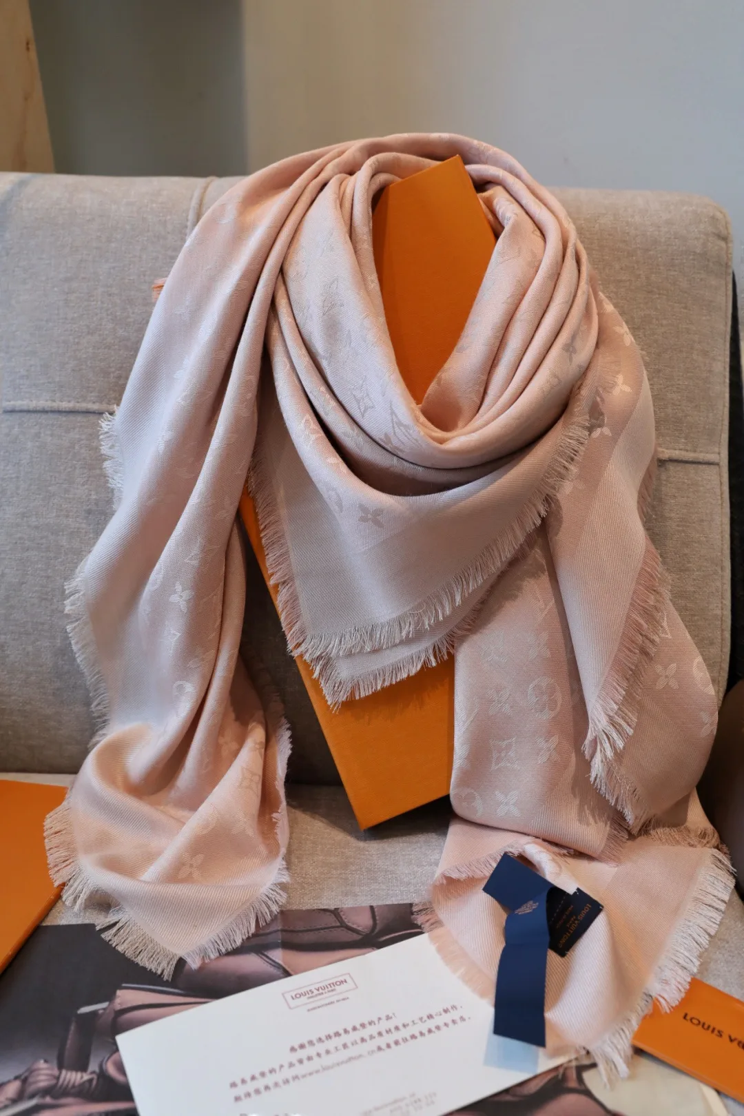 Scarves LOUIS VUITTON 17991828