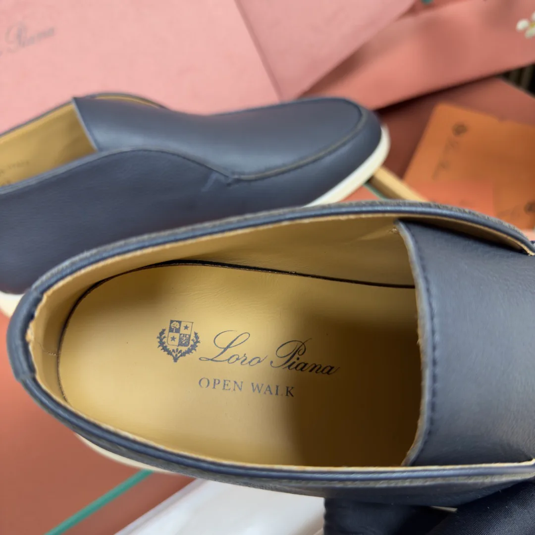 Men's Loafers And Dress Shoes LORO PIANA 18101814