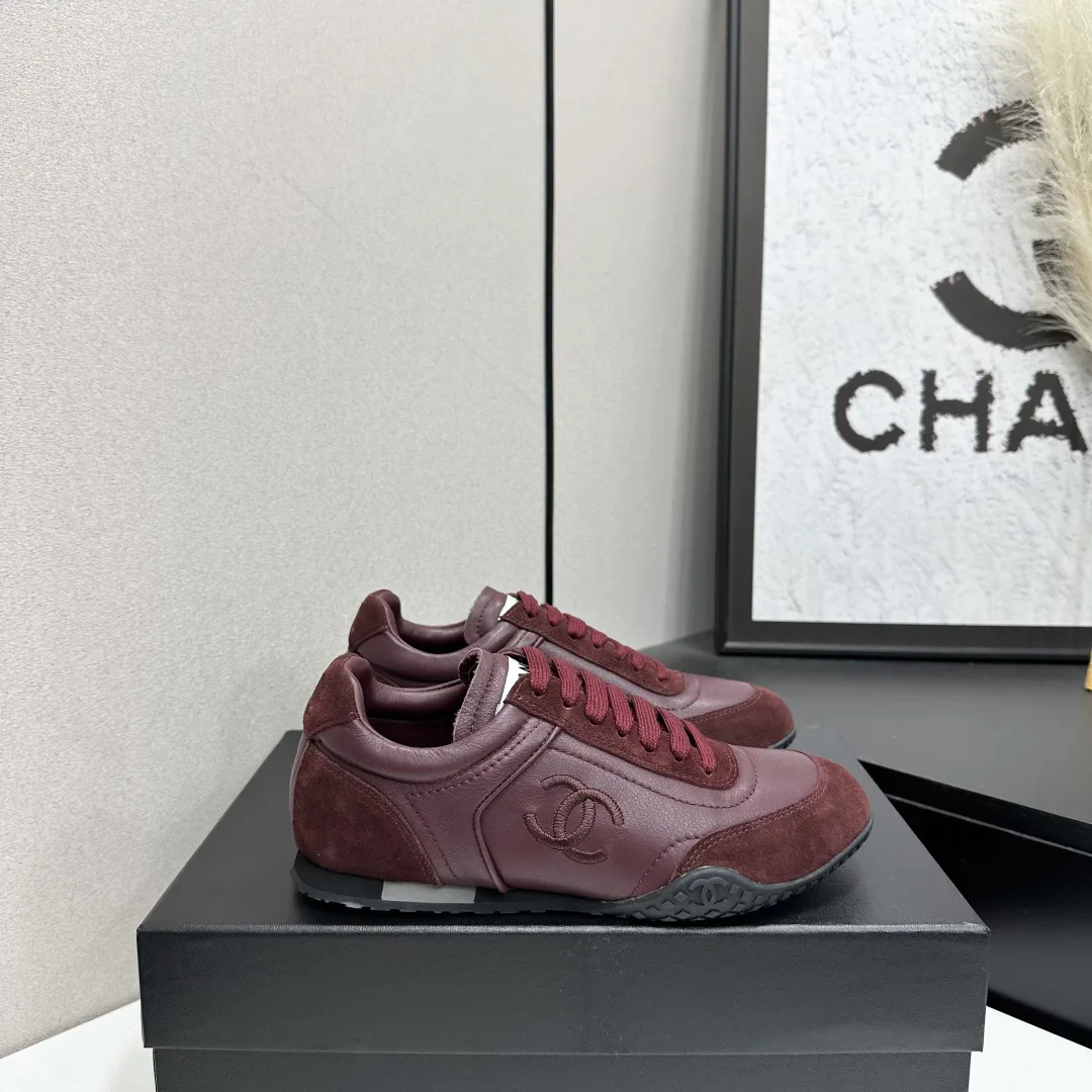 Women's Sneakers CHANEL 18083876
