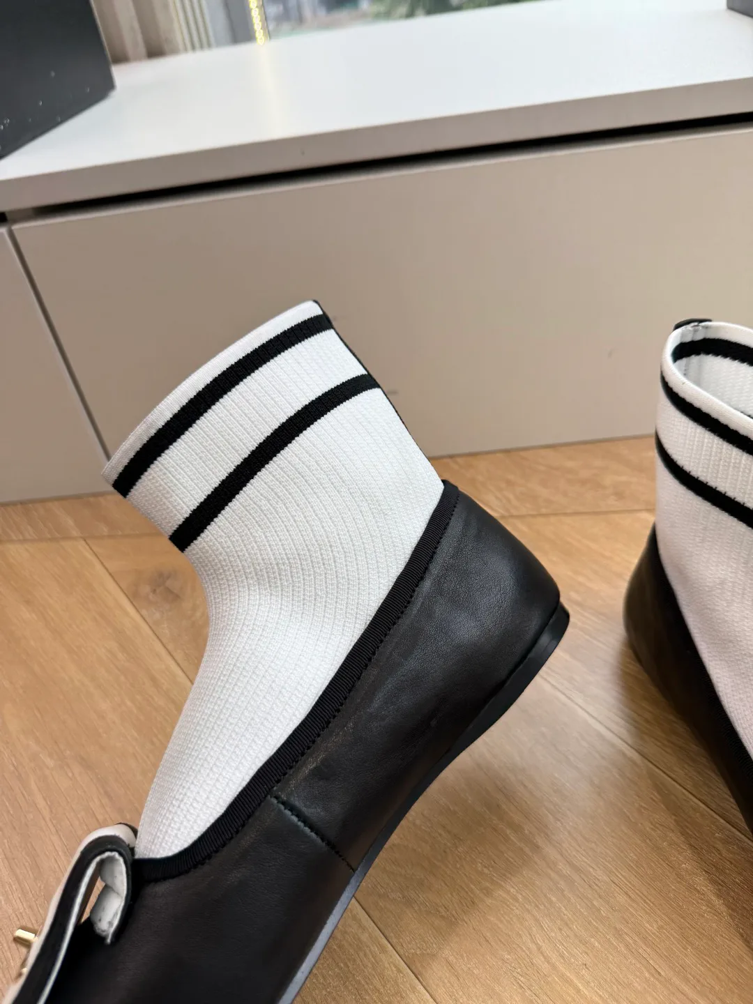 Women's Ballet Flats CHANEL 17830507