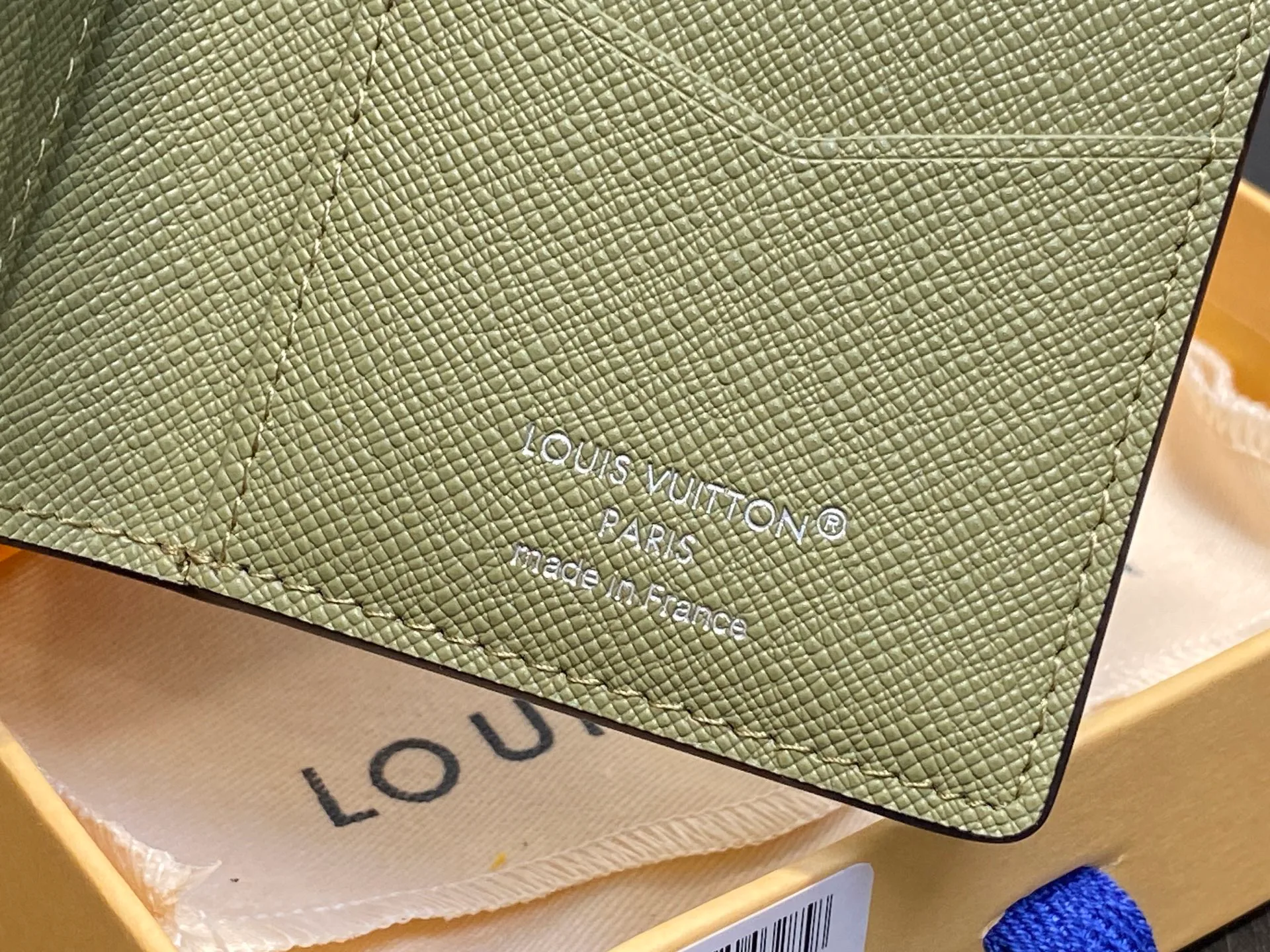 Women's Clutches LOUIS VUITTON 17499406