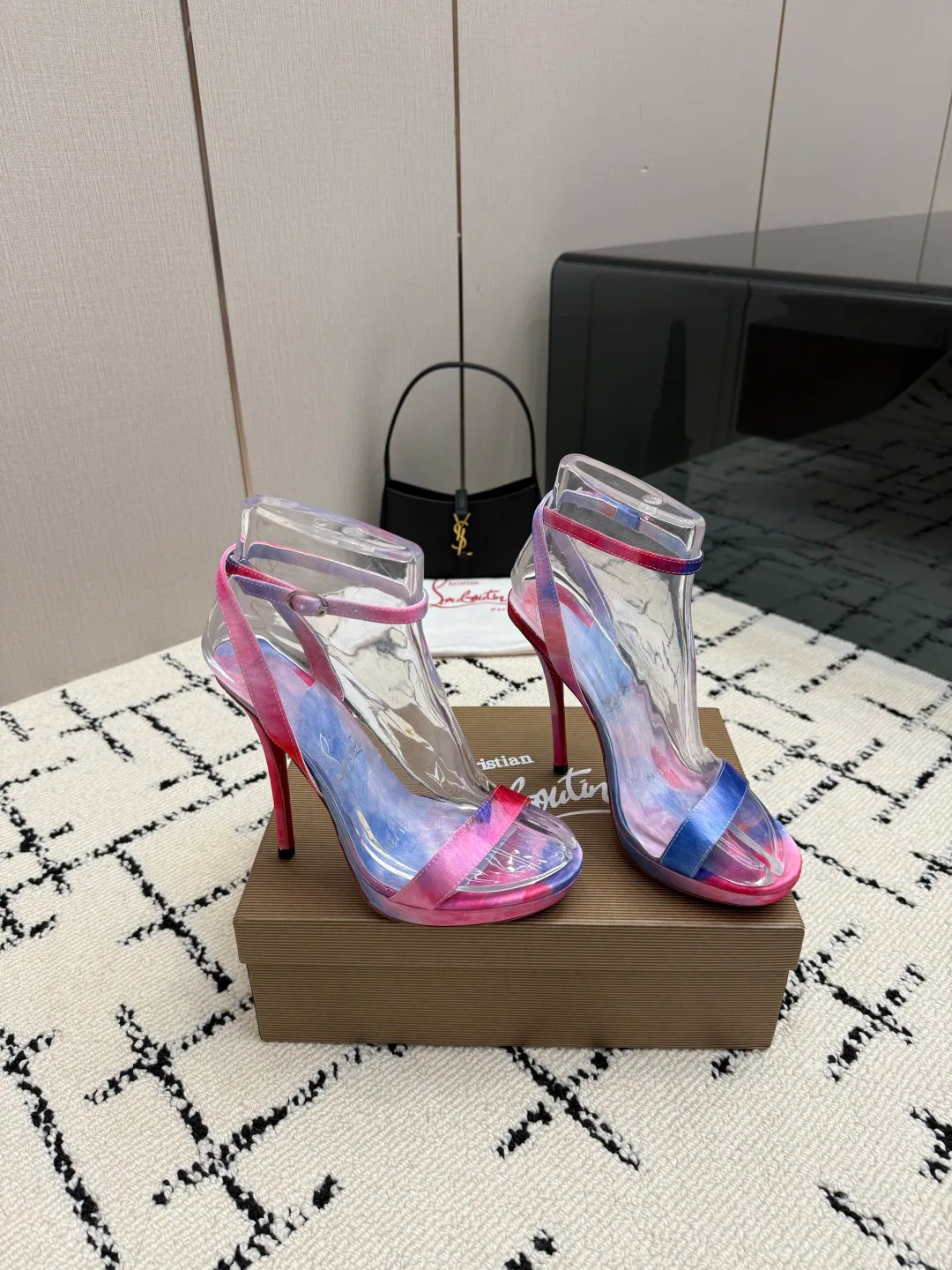 Women's Open-Toe Sandals CHRISTIAN LOUBOUTIN 17234909