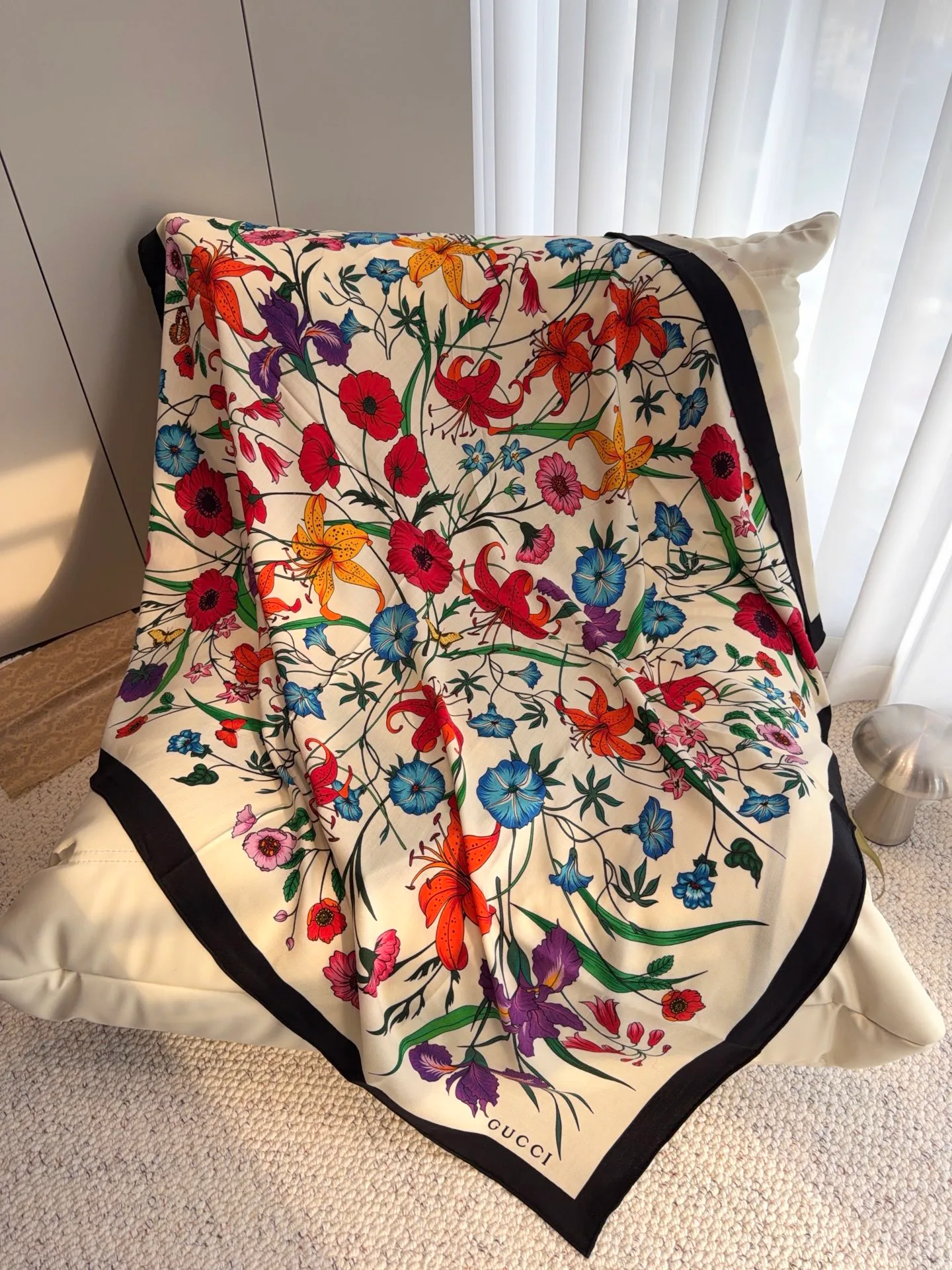 Silk Scarves GUCCI 18322302