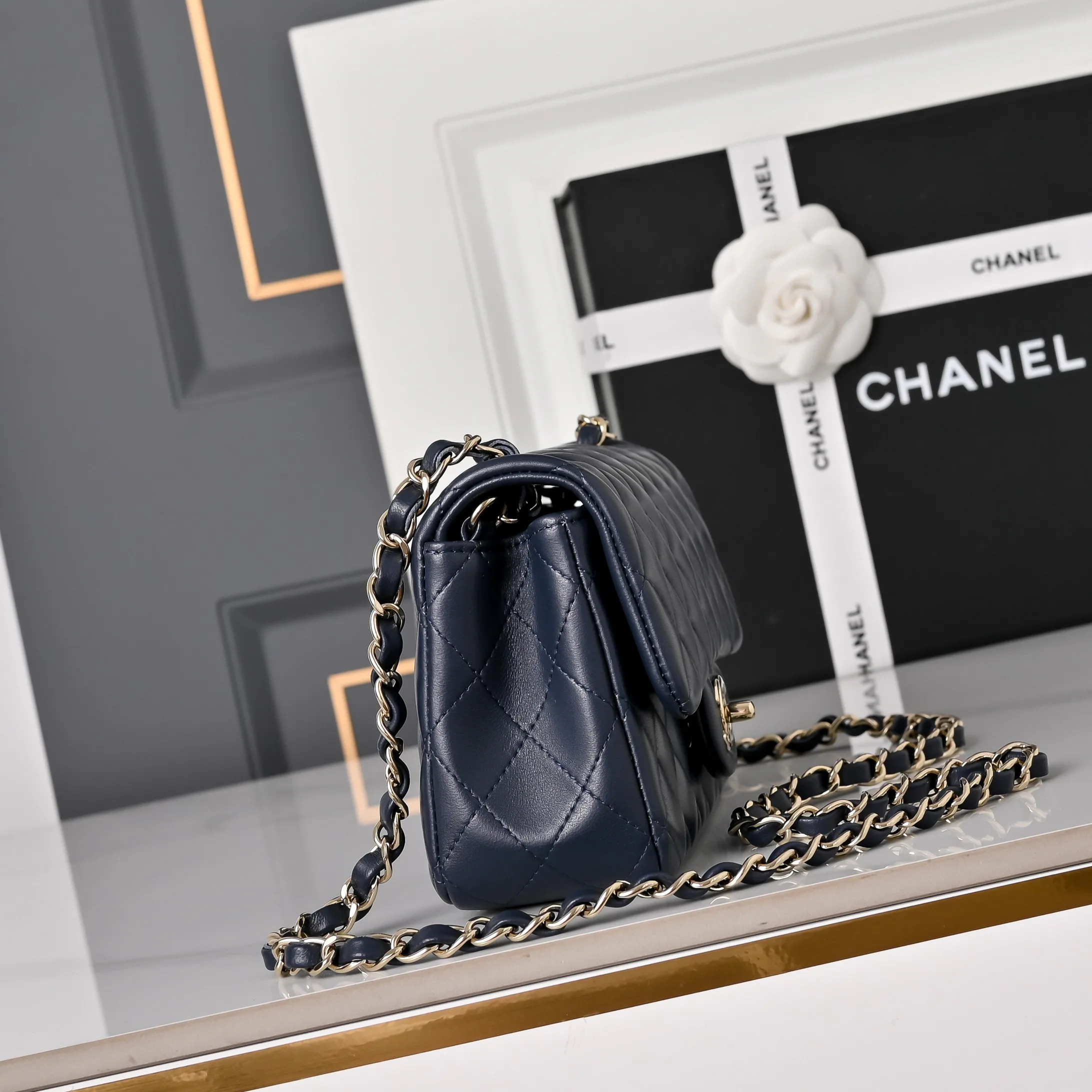 Women's Classic Handbags CHANEL 18207678